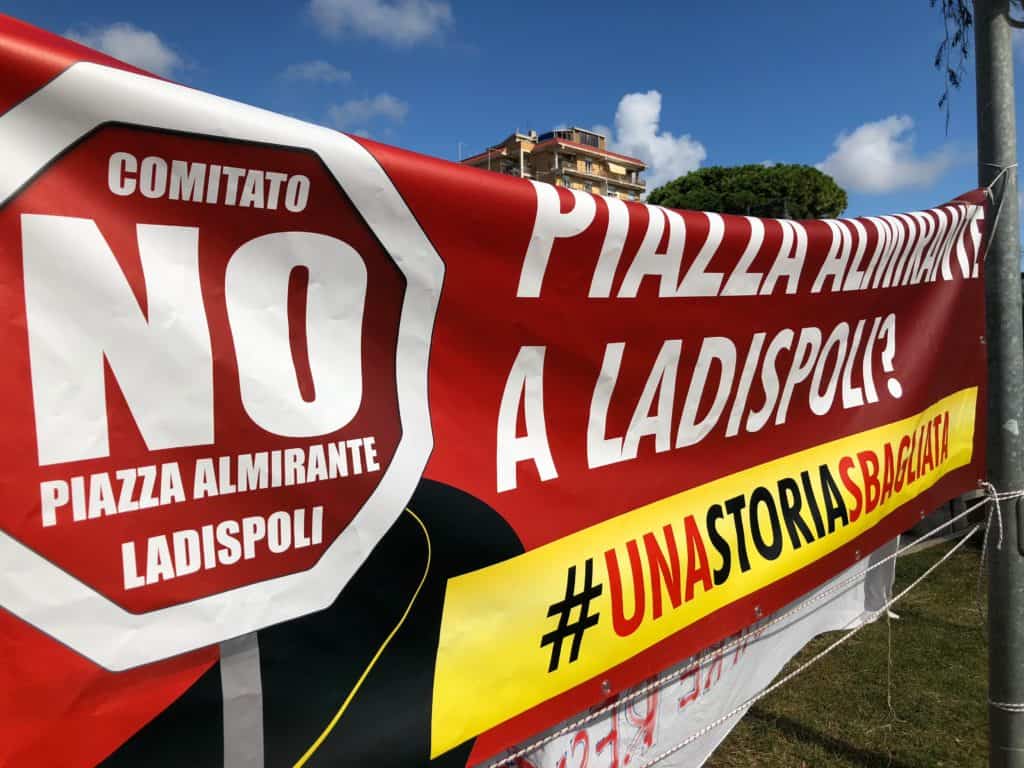 Comitato No Piazza Almirante: "Il Sindaco risponda alle nostre domande"