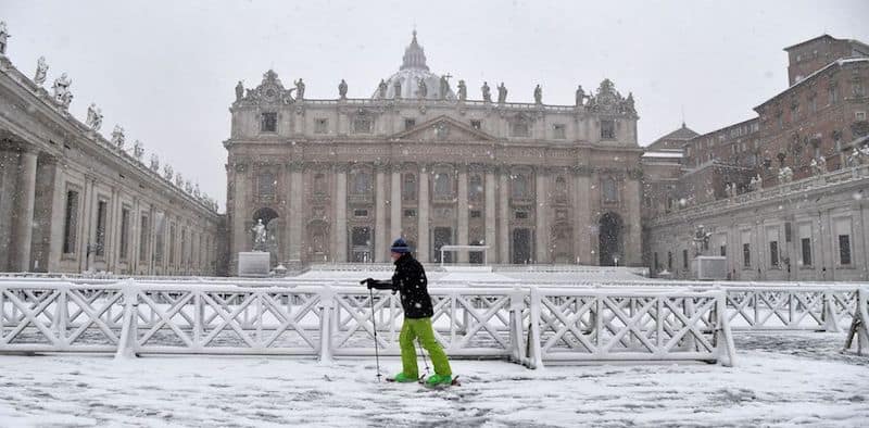 Meteo: prevista neve a quote molto basse, probabili fiocchi anche a Roma