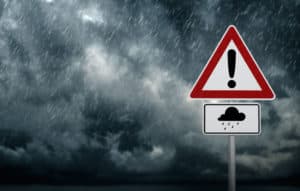 Allerta meteo: previsti forte pioggia e vento anche nel weekend