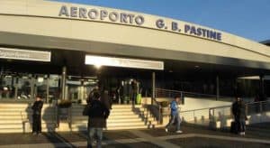 Aeroporto di Ciampino evacuato per incendio: i voli hanno subito ritardi