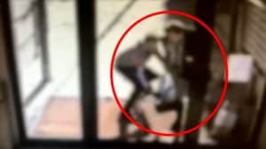 Telecamere riprendono scippatore seriale. Arrestato dai Carabinieri