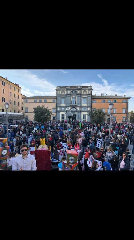 Bracciano, bagno di folla per il Carnevale
