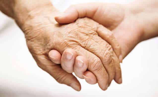 Coronavirus, nel Lazio guarisce una nonnina di 104 anni