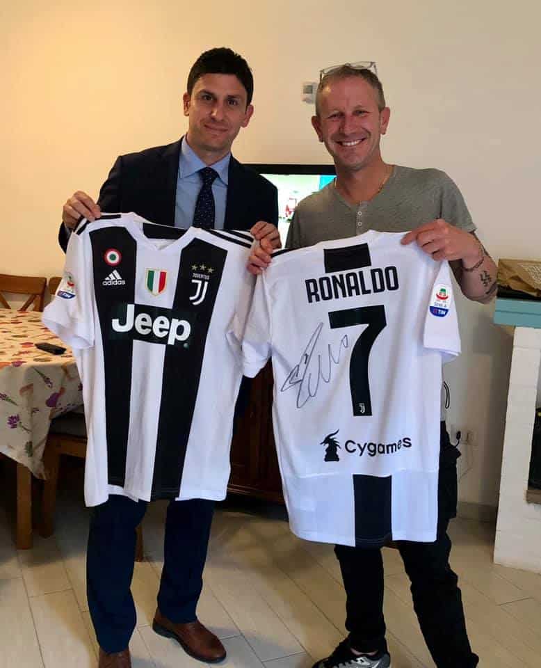 La Juventus e Ronaldo scendono in campo per Marco e Francesco