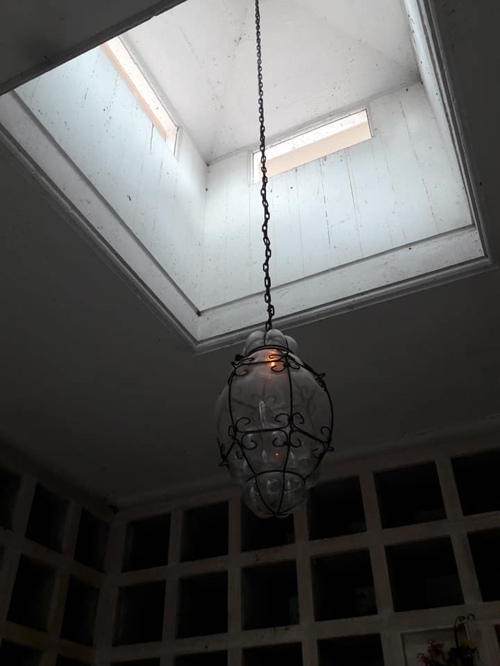 Anguillara, degrado al cimitero