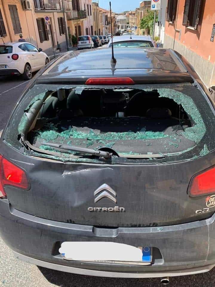 Incidente tra auto: il responsabile scappa e scatta l'appello social