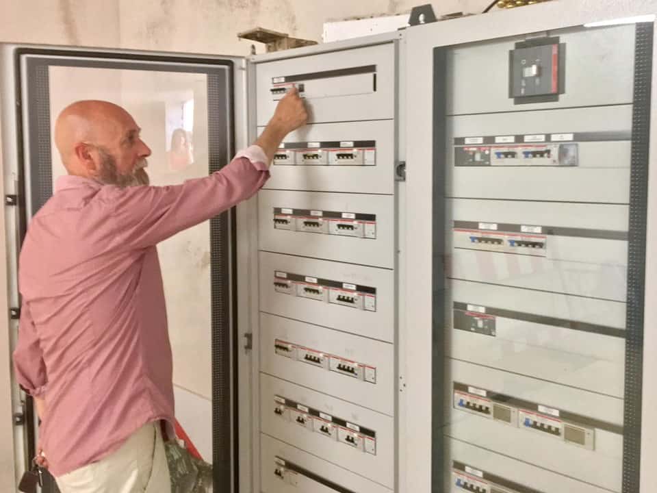 Civitavecchia, la Marina torna a illuminarsi