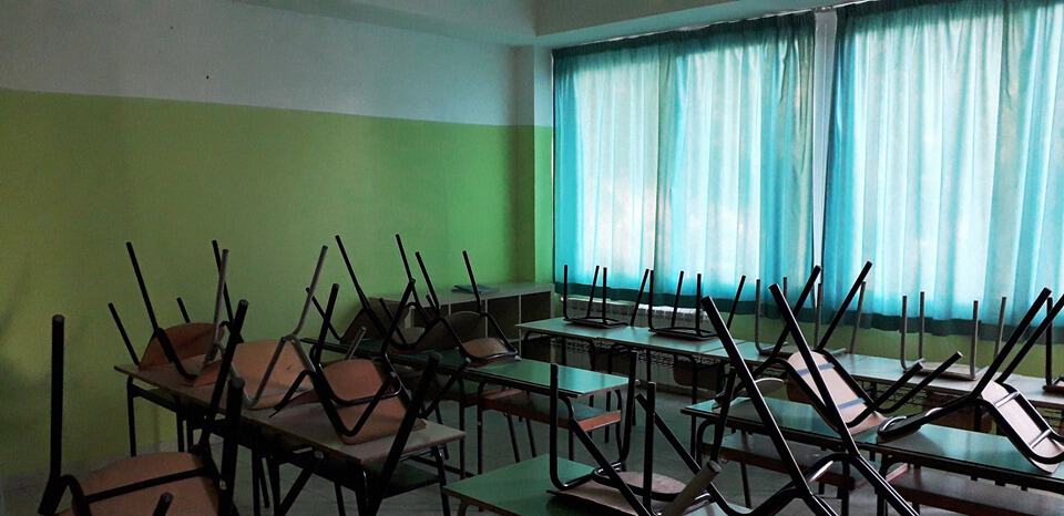 Pennelli, vernici e volontariato per le scuole di Canale e Monterviginio