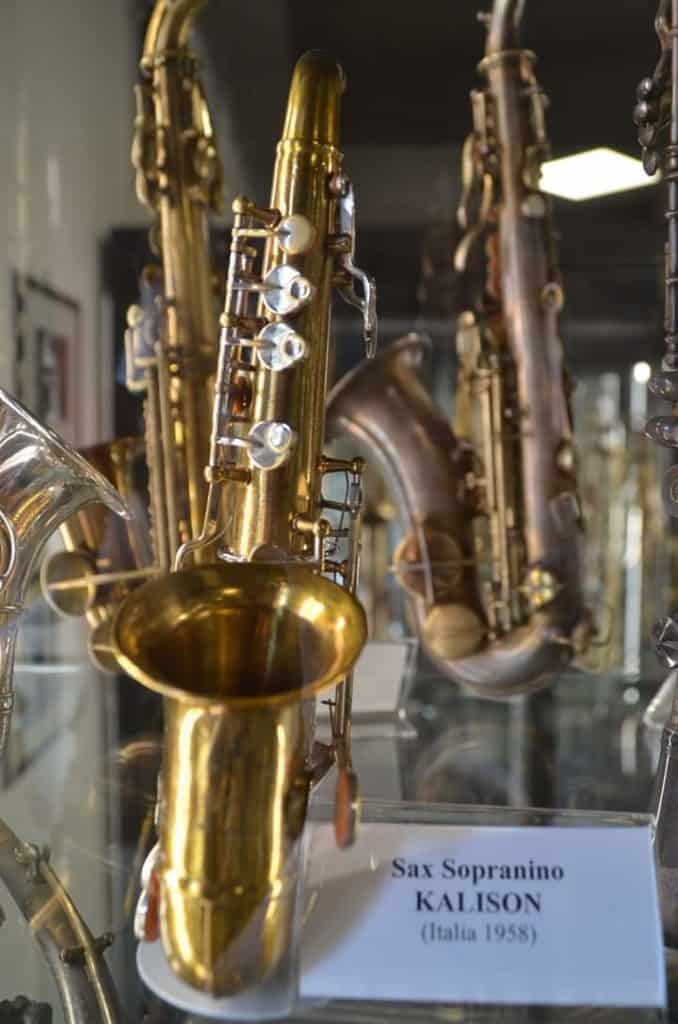 Fiumicino, grande folla all’inaugurazione del Museo del Saxofono del M° Attilio Berni