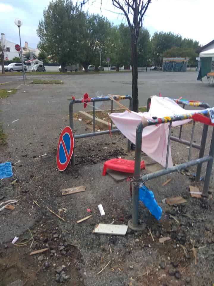 Cerenova, la piazza del mercato in condizioni di degrado (foto da social)