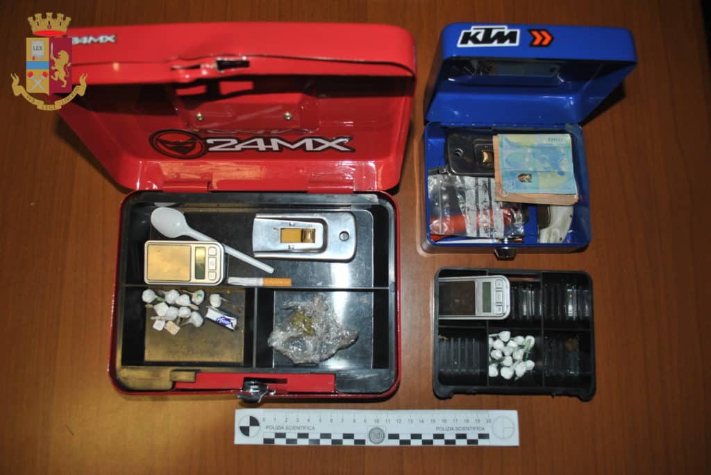 Spaccio Civitavecchia: due in manette