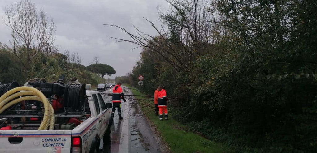 Cerveteri, il maltempo non risparmia la Città Etrusca: Protezione Civile operativa in tutto il territorio