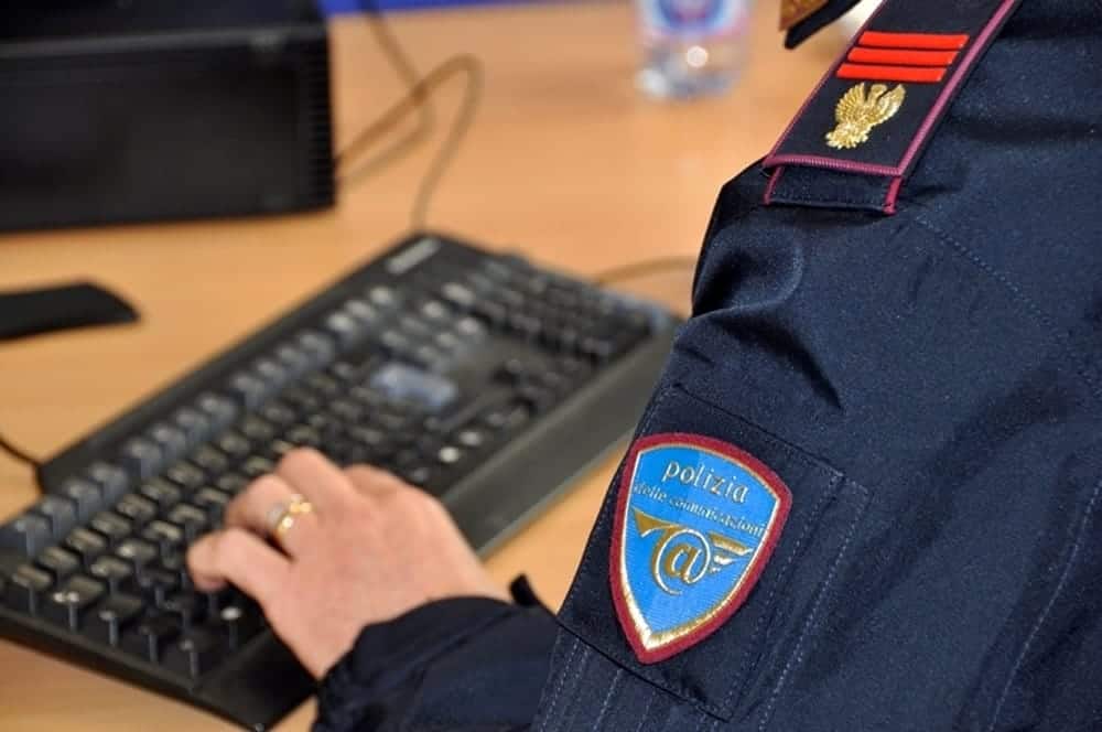 La Polizia di Stato scende in campo per la protezione dello shopping natalizio online