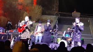 Concerto Cerveteri, Luxuria: "Battuta fuori luogo e fuori tempo". Le scuse della D'Avena
