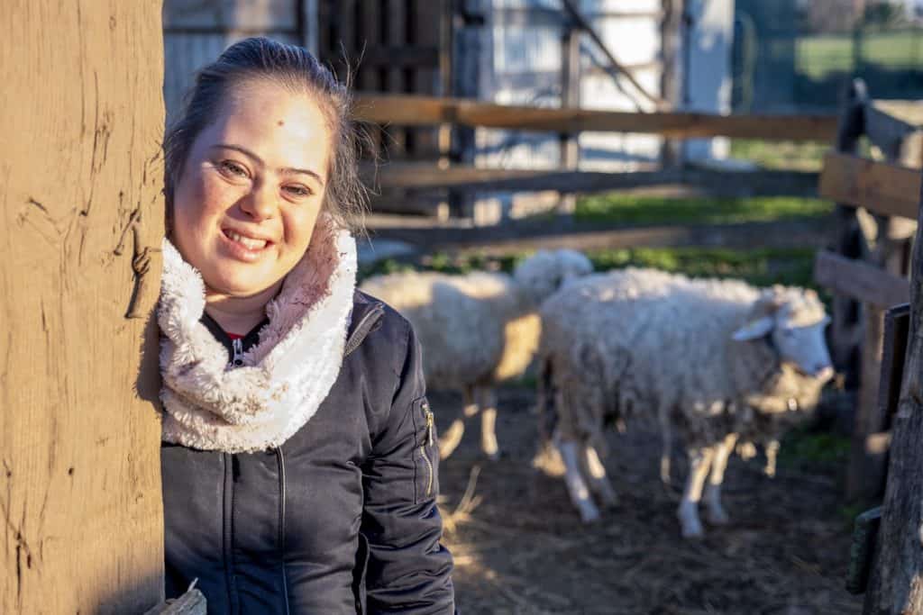 Fiumicino, nel maneggiano dove lavorano 3 ragazzi con disabilità ....
