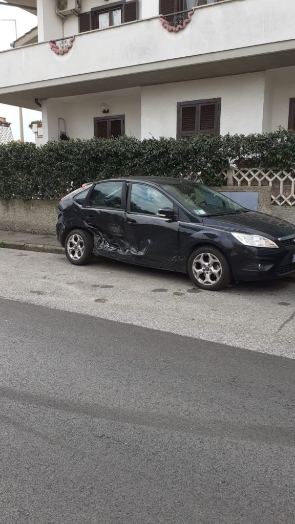 Ladispoli, incidente tra via Latina e via Taranto