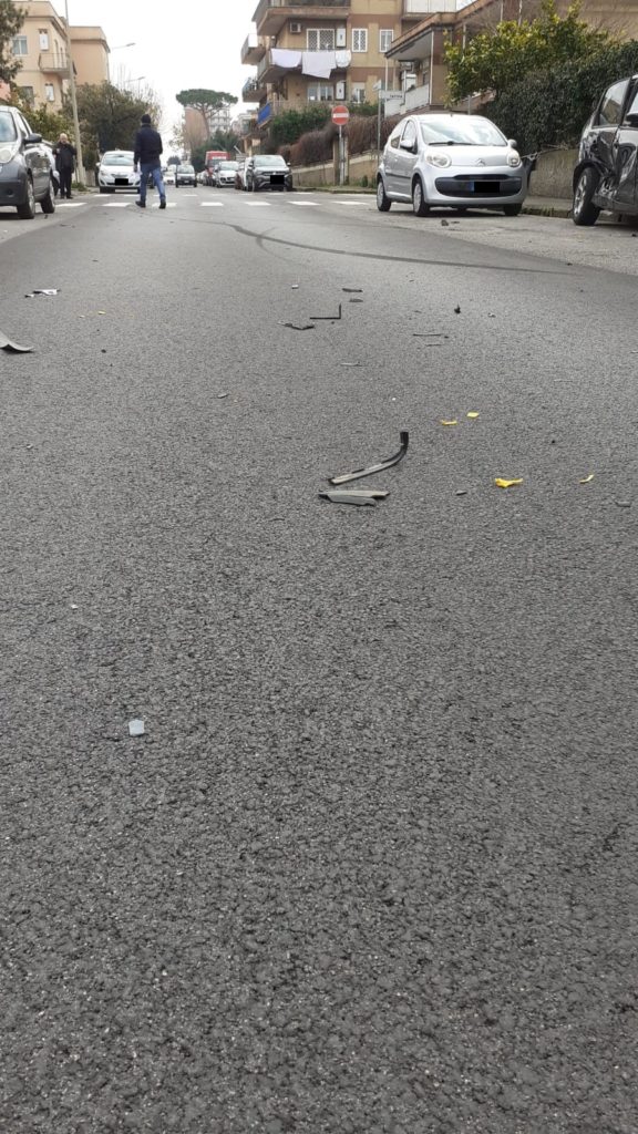 Ladispoli, incidente tra via Latina e via Taranto