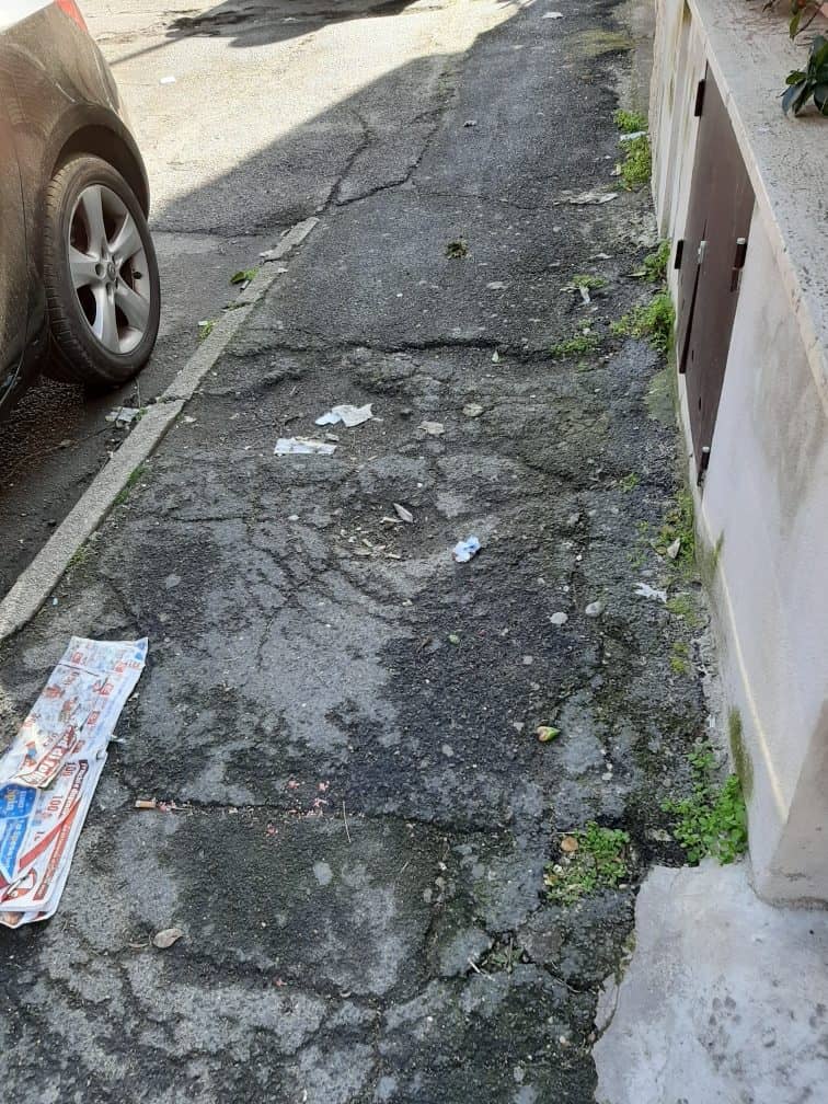 Ladispoli, strade colabrodo: la denuncia dei cittadini