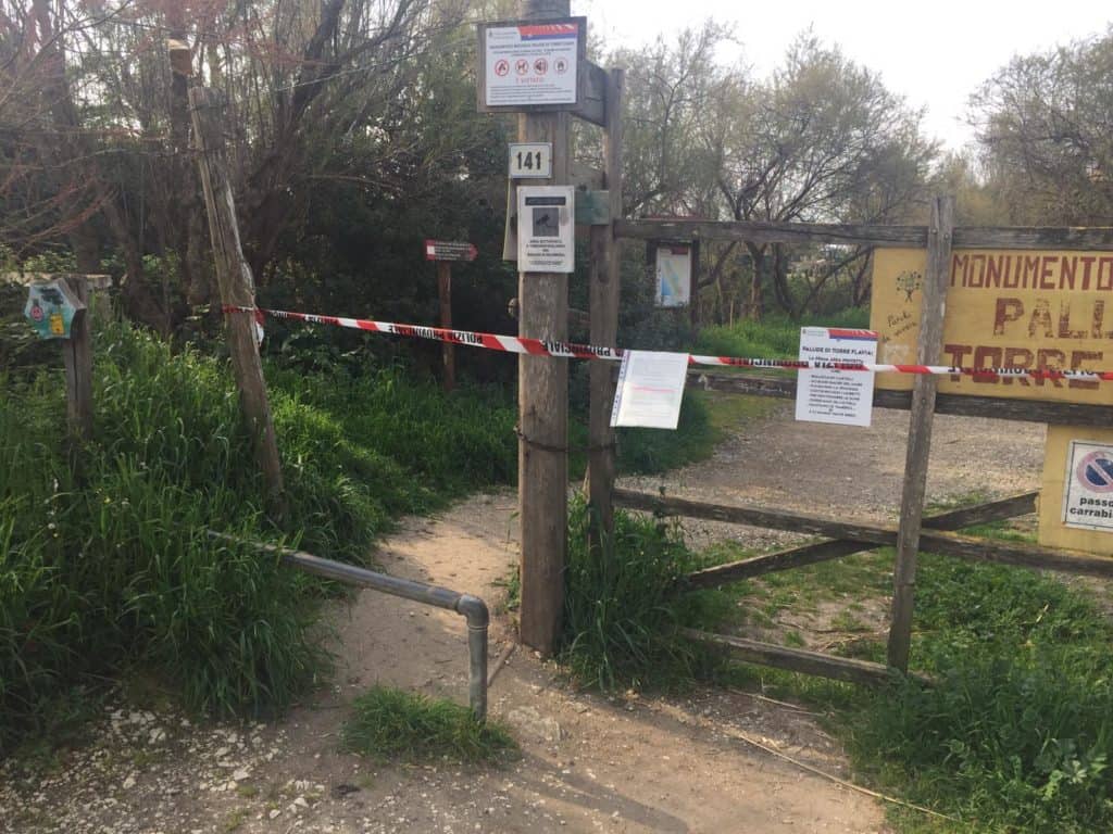 La città metropolitana chiude le riserve. Nastri anche a Torre Flavia