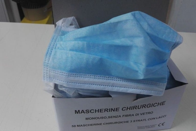 Civitavecchia, donate 300 mascherine
