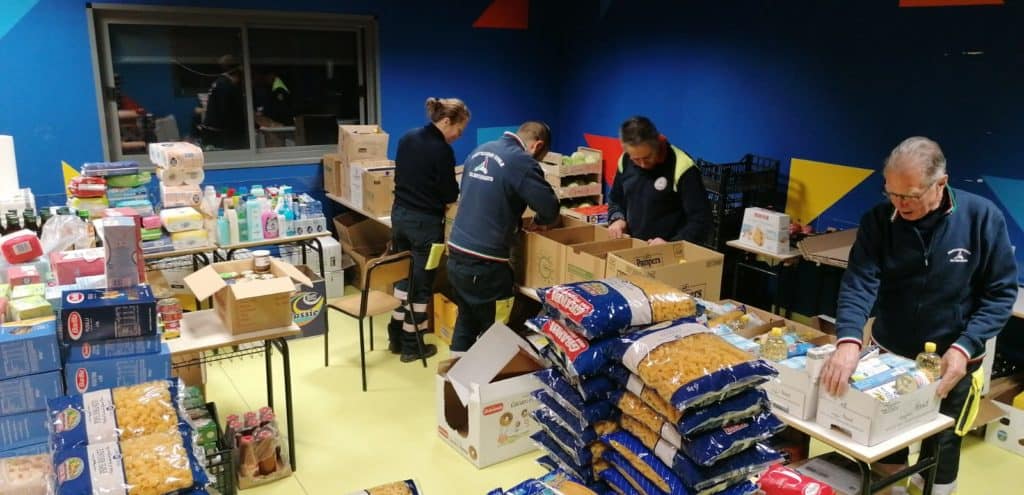 Covid-19 Cerveteri: consegnati 387 pacchi alle famiglie in difficoltà