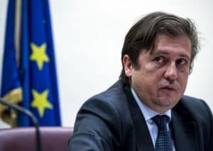 Covid, Regioni a rischio. Sileri: ''Oggi un'Italia un po' più arancione e più rossa''