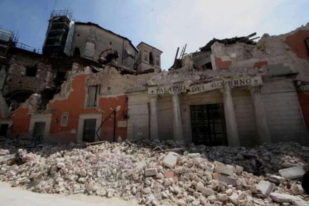 Undici anni fa la terra tremava a L'Aquila