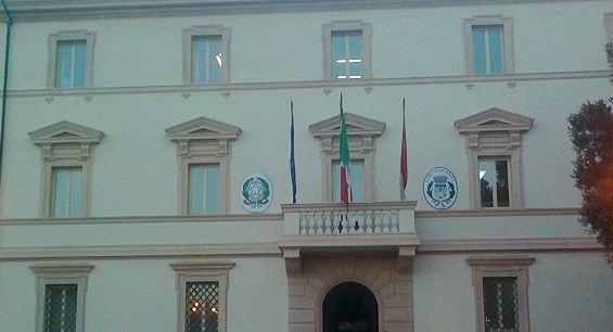 Tolfa, approvato il bilancio del Comune con un solo voto contrario