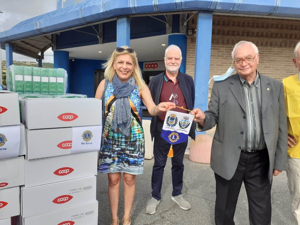 Civitavecchia: dai Lions Club raccolta di generi di prima necessità per il Polo logistico d'emergenza