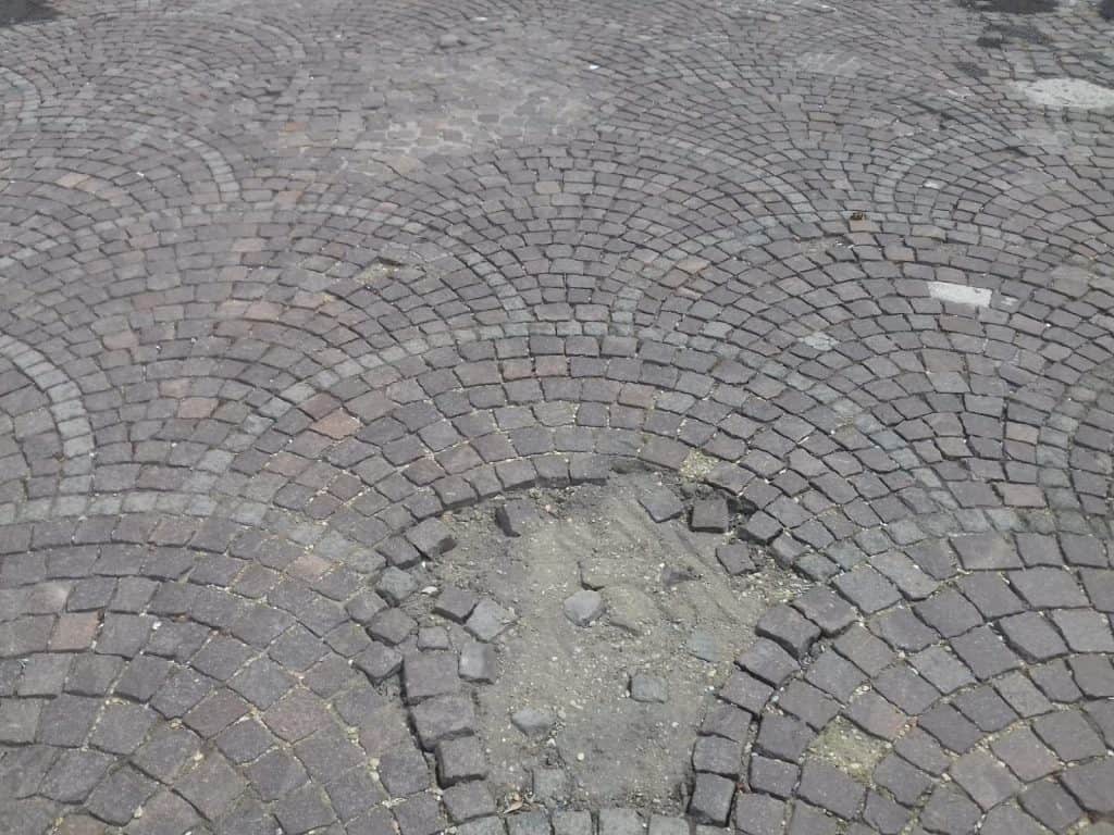 "Cerveteri sempre più spenta e deserta"