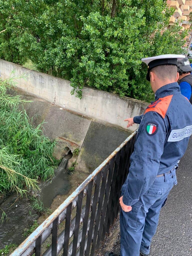 Ladispoli, liquami al fosso Sanguinara: video-ispezione della Capitaneria