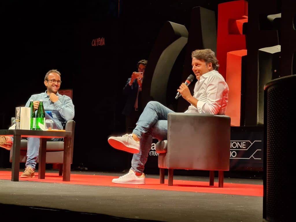Successo al Castello di Santa Severa per la presentazione del libro di Matteo Renzi