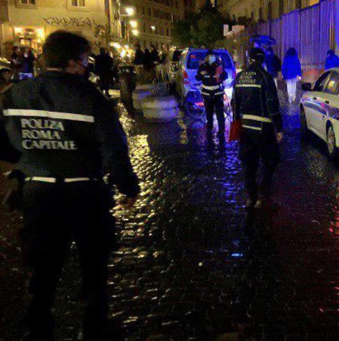 Controlli anti assembramento: 40 ragazzi sanzionati