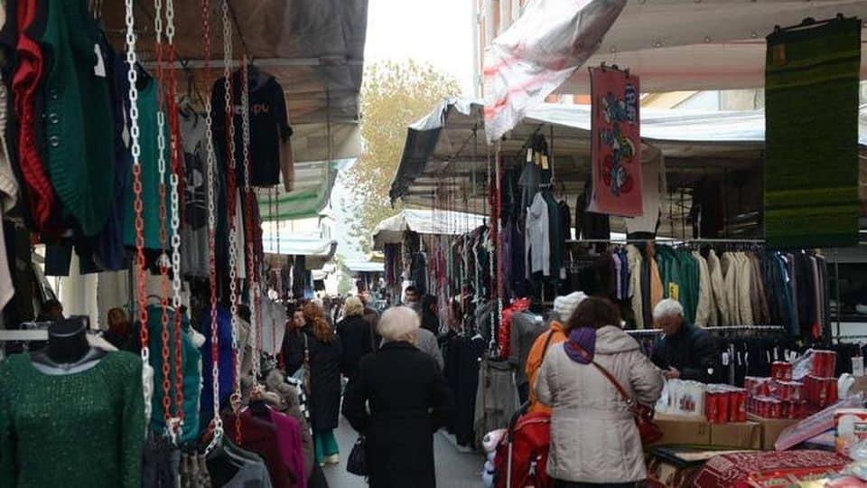 Stop alla tassa sul suolo pubblico per i commercianti