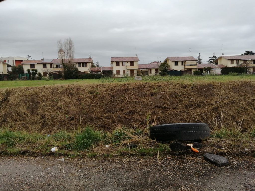 Discariche abusive a Cerveteri: la situazione peggiora