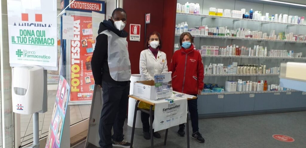 Ladispoli, raccolte 237 confezioni di farmaci