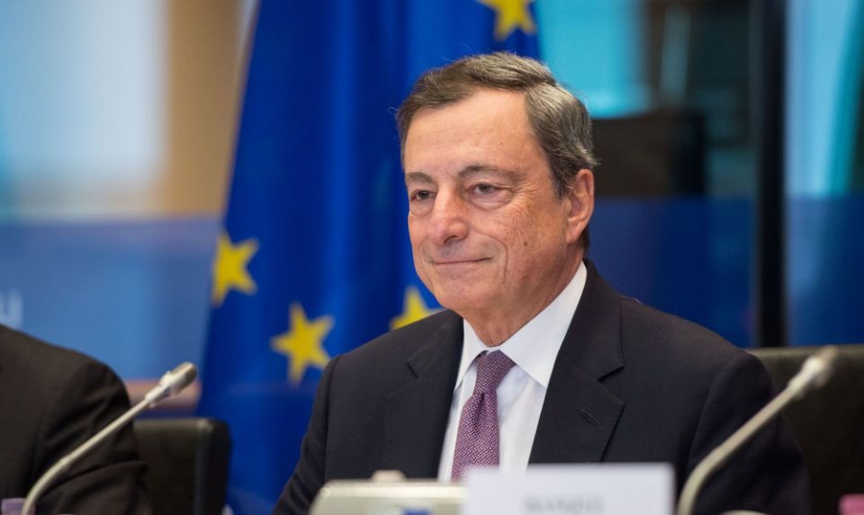 Draghi: "Primo dovere è combattere la pandemia, ci occuperemo di chi soffre"