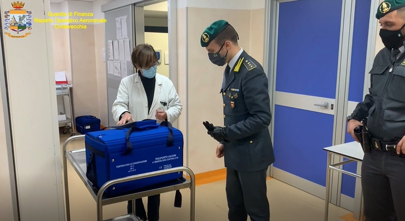 I vaccini anti-COVID “atterrano” a Ponza e a Ventotene: avviata la campagna vaccinale sulle Isole Pontine