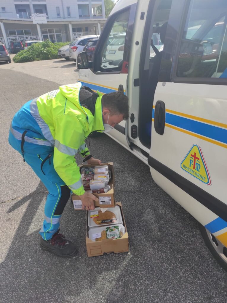 Fiumicino, Montino: "Una Pasqua meno difficile grazie alle donazioni per chi ha più bisogno"