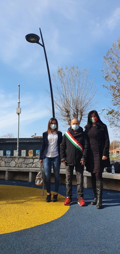 Ladispoli: nuovi lampioni nell'area giochi di piazza Domitilla