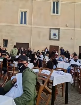 Fiumicino: successo per "Spegniamo il coprifuoco"