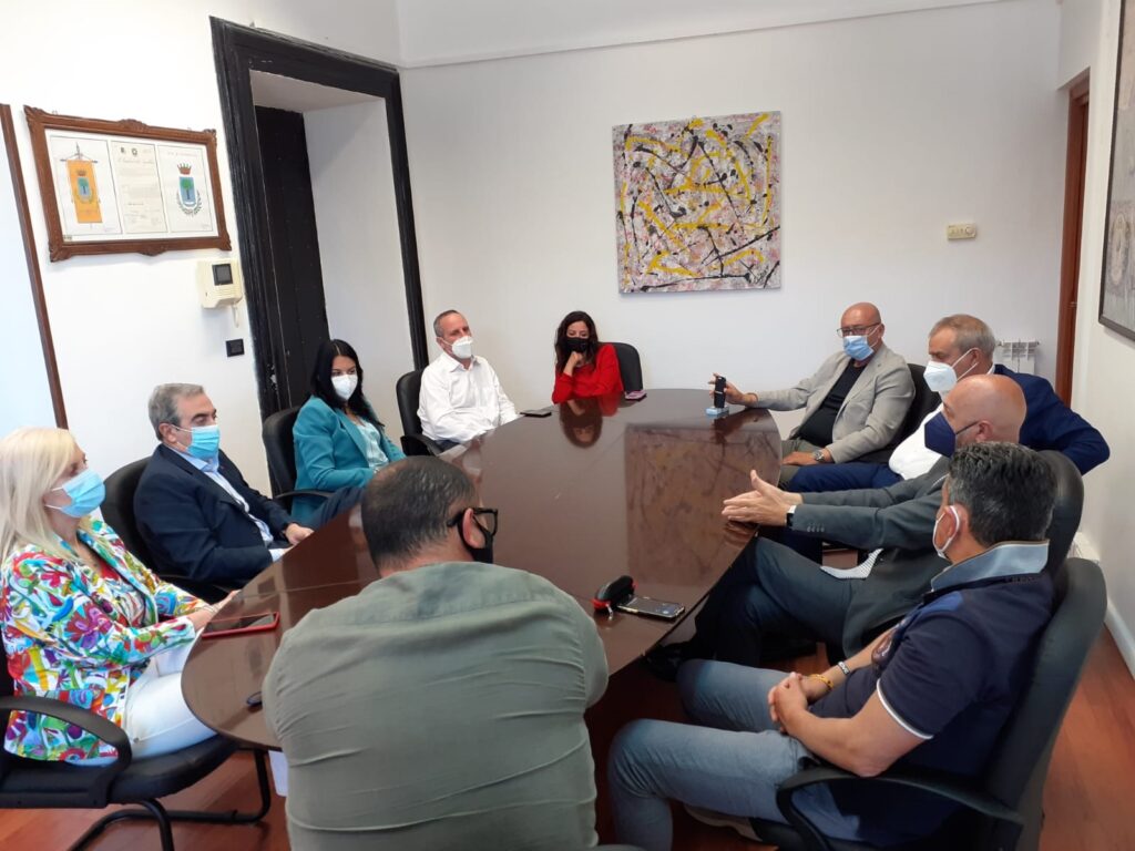 Civitavecchia: il sindaco Tedesco riceve il senatore Gasparri