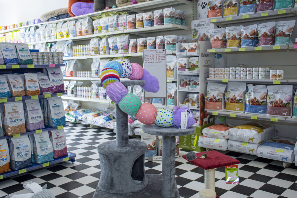 negozio alimentazione animali cani gatti ladispoli