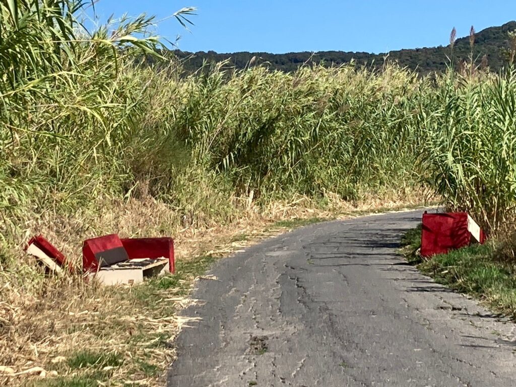 Cerveteri via Mortella degrado