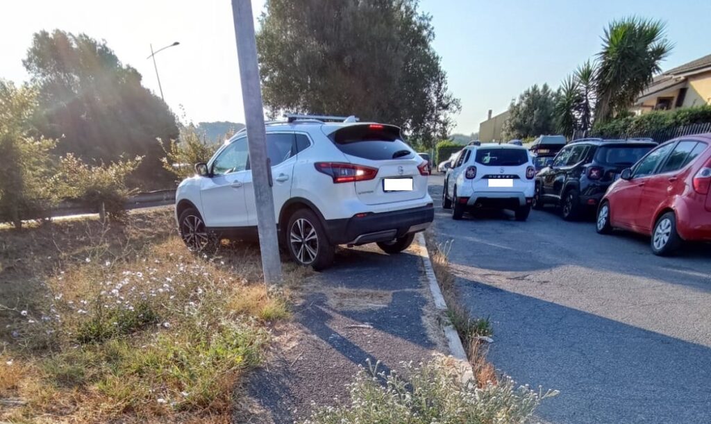 Cerveteri marciapiedi impraticabili residenti