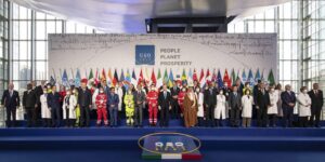 G20 Roma, CRI Santa Severa-S. Marinella unita nell'applauso globale per lo scatto storico tra operatori sanitari e leader
