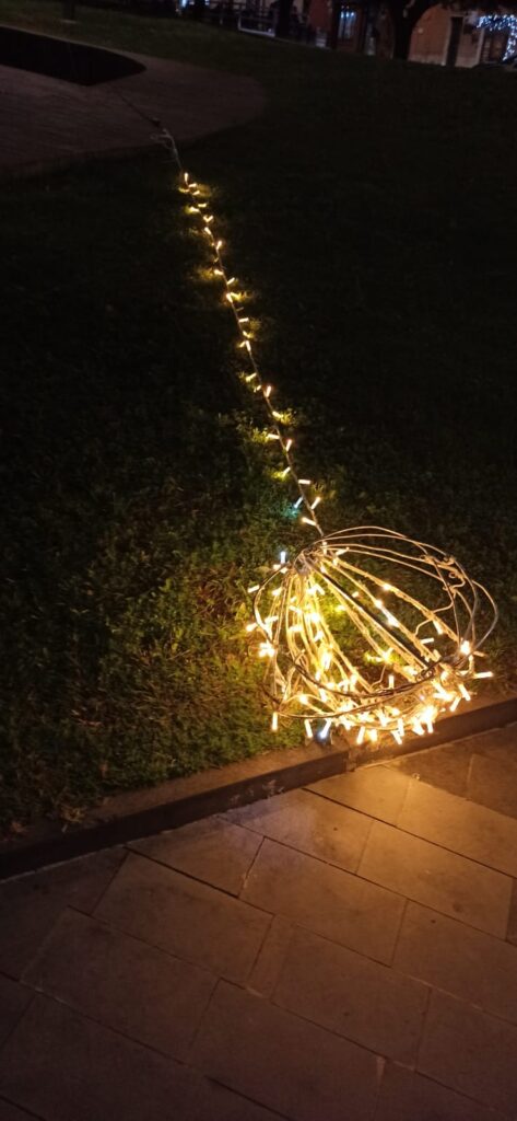 Cerveteri, vandalizzate le luminarie al Parco della Rimembranza