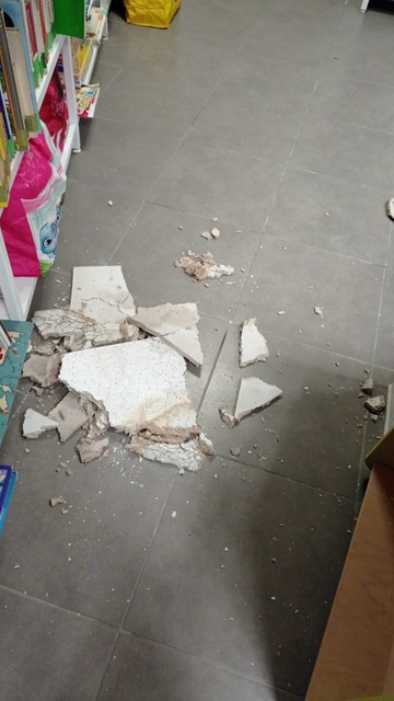 Santa Marinella: "Della biblioteca comunale rimarranno solo le macerie"