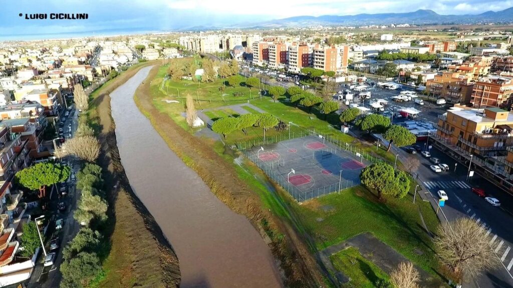 Ladispoli, la rimozione degli alberi lungo il Vaccina era prevista