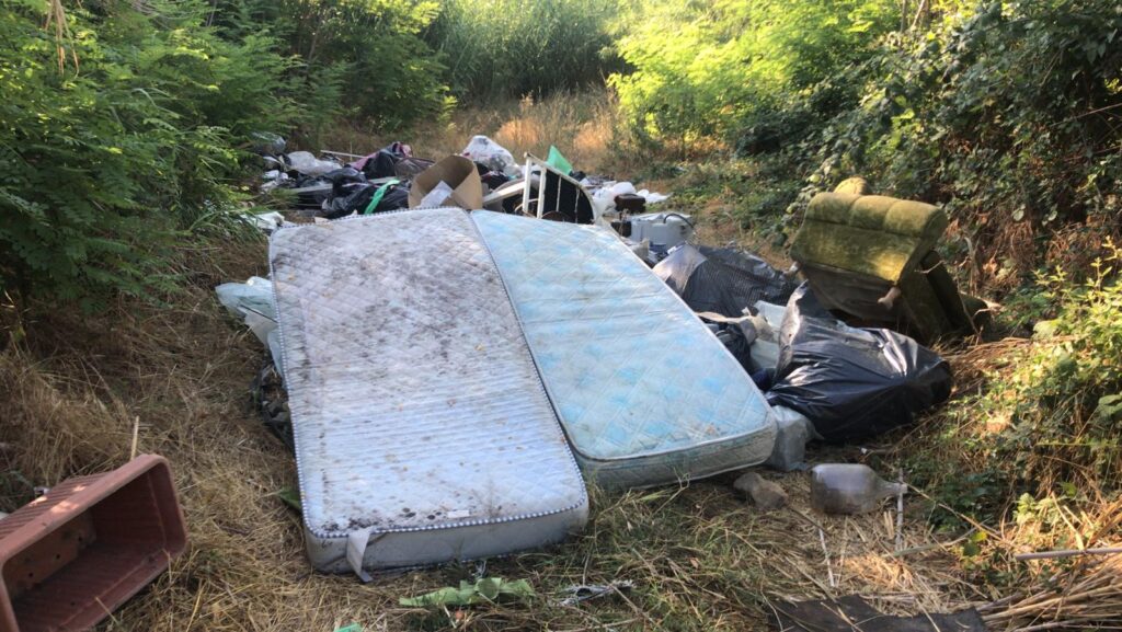 Cerveteri Ladispoli incivili ingombranti indifferenziata